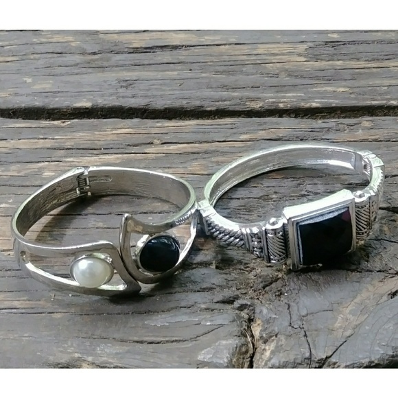Fashion Silver Tone Hinge Bracelets - Picture 3 of 5